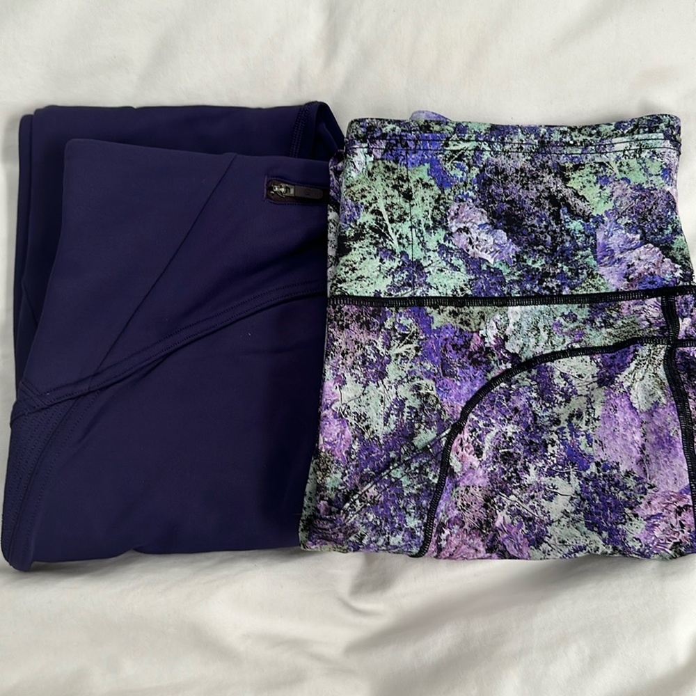 Lot of 2 pairs of Lululemon leggings, one lighter weight one heavy weight.